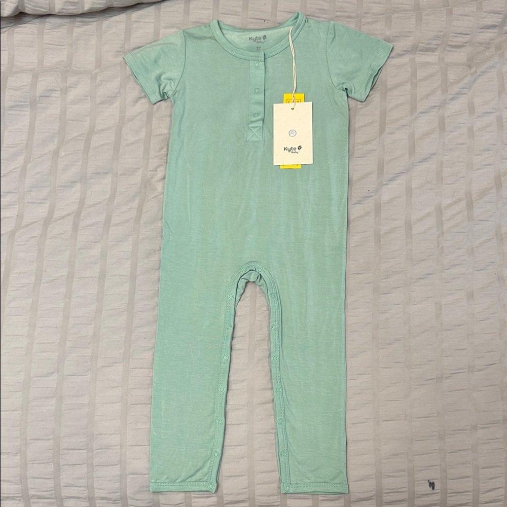 Kyte BABY Mint Green Short Sleeve Jumpsuit